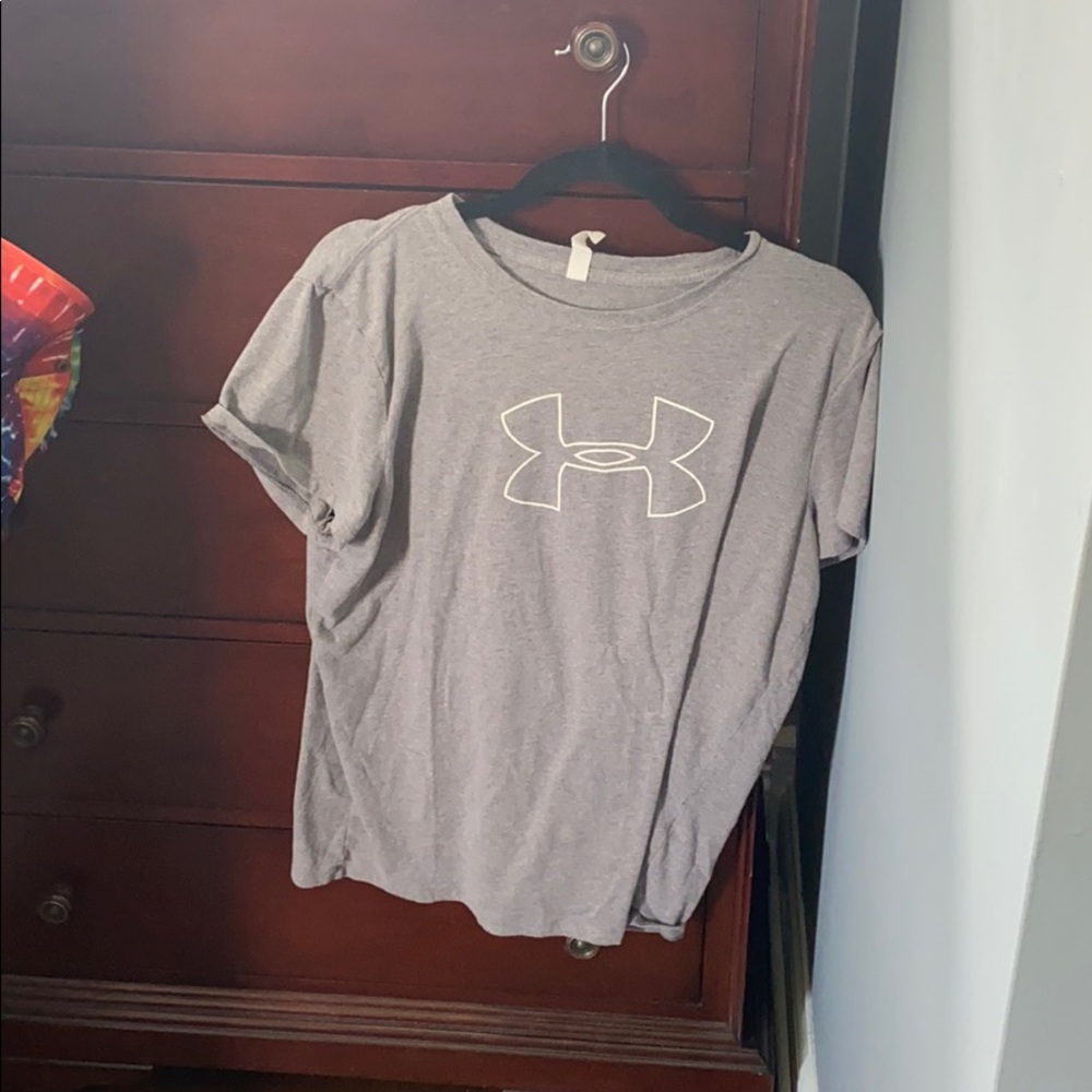 XL under armuor tee